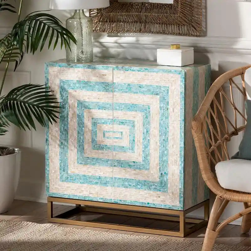 Meuble de rangement moderne bohème bicolore beige et bleu en nacre et métal doré