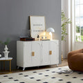 Buffet moderne avec portes de rangement et étagères réglables